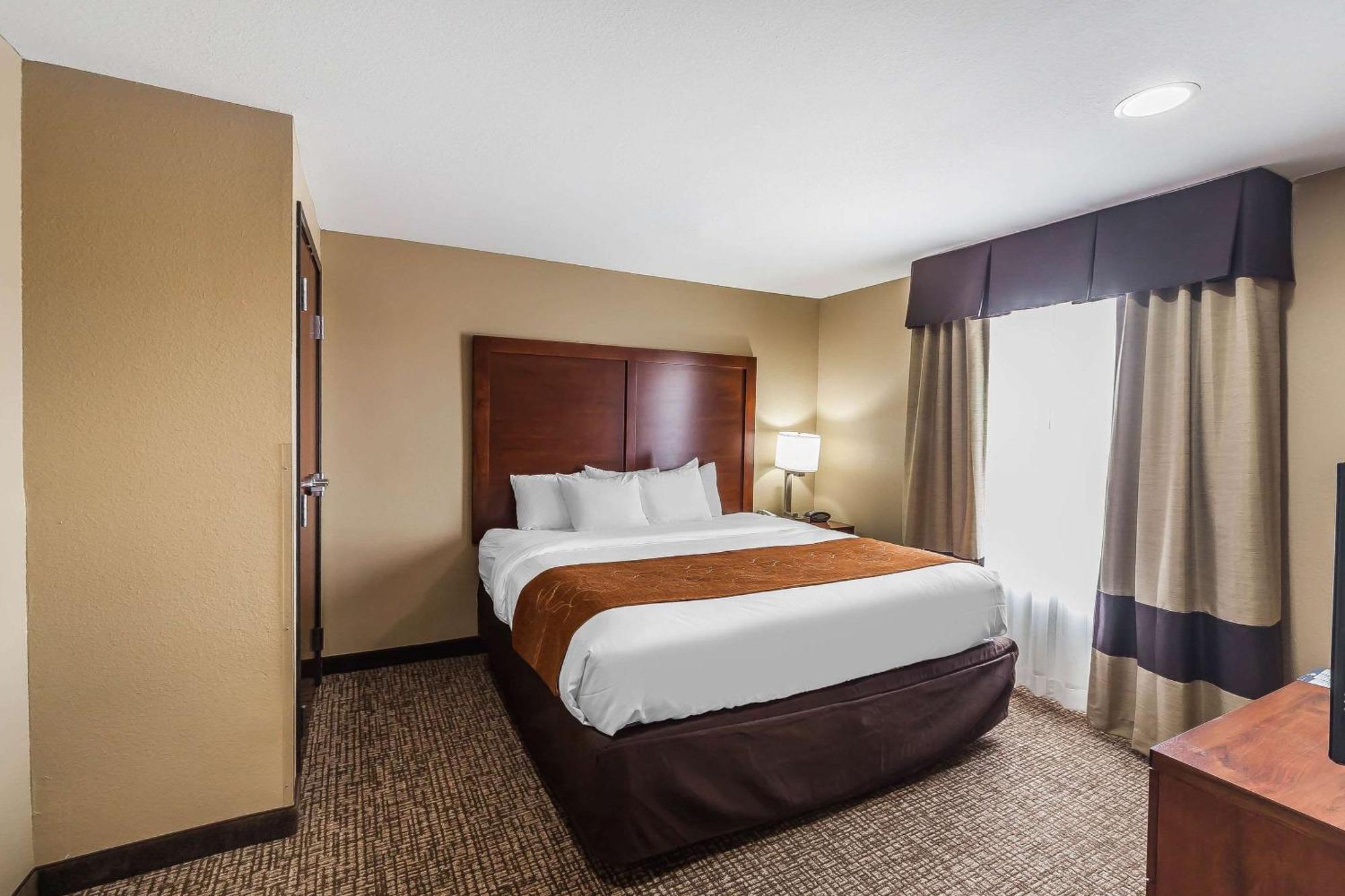 คอมฟอร์ต สวีท ยูคอน - เซาท์เวสต์ โอคลาโฮมาซิตี้ Hotel ภายนอก รูปภาพ