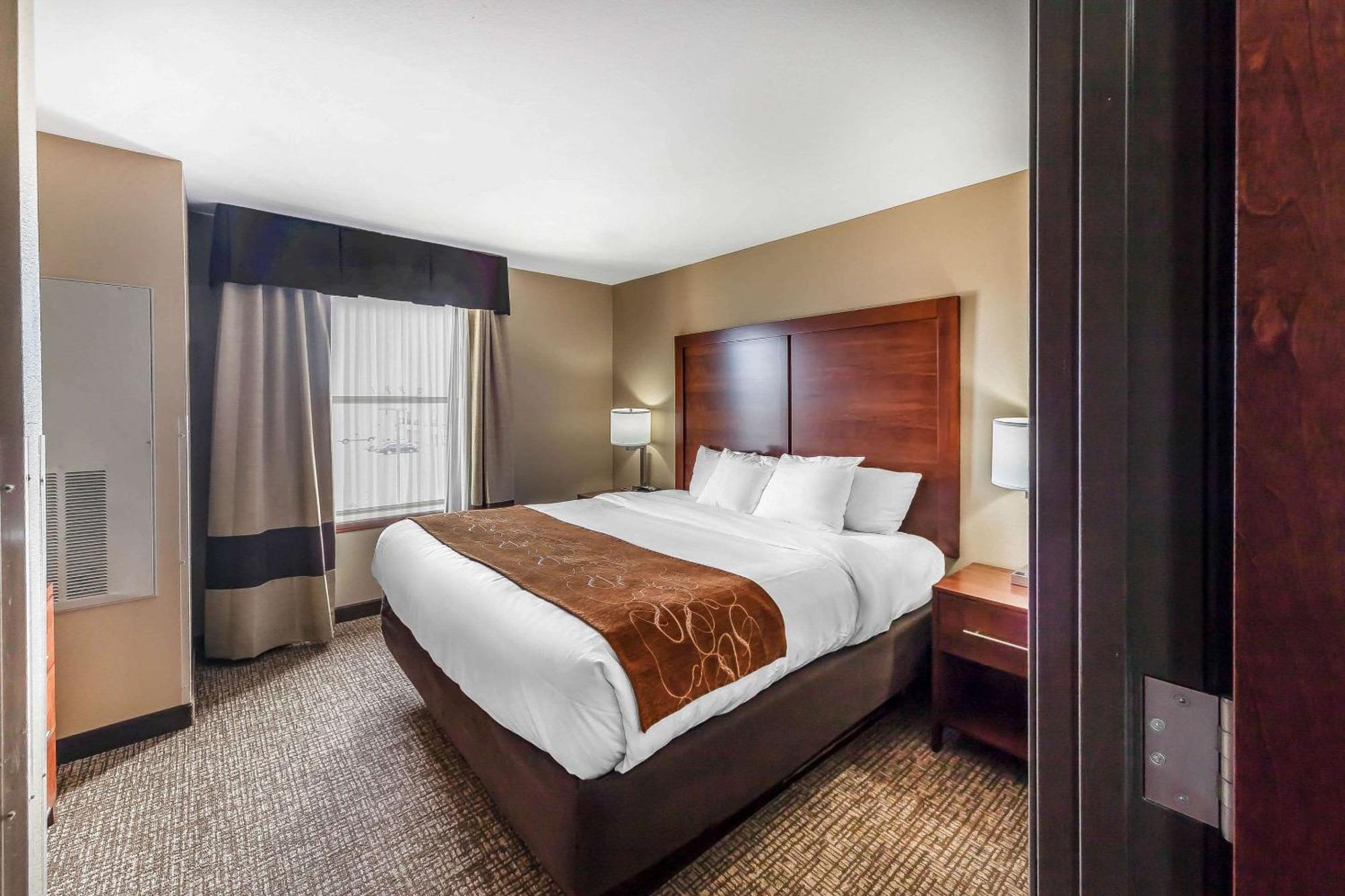 คอมฟอร์ต สวีท ยูคอน - เซาท์เวสต์ โอคลาโฮมาซิตี้ Hotel ภายนอก รูปภาพ