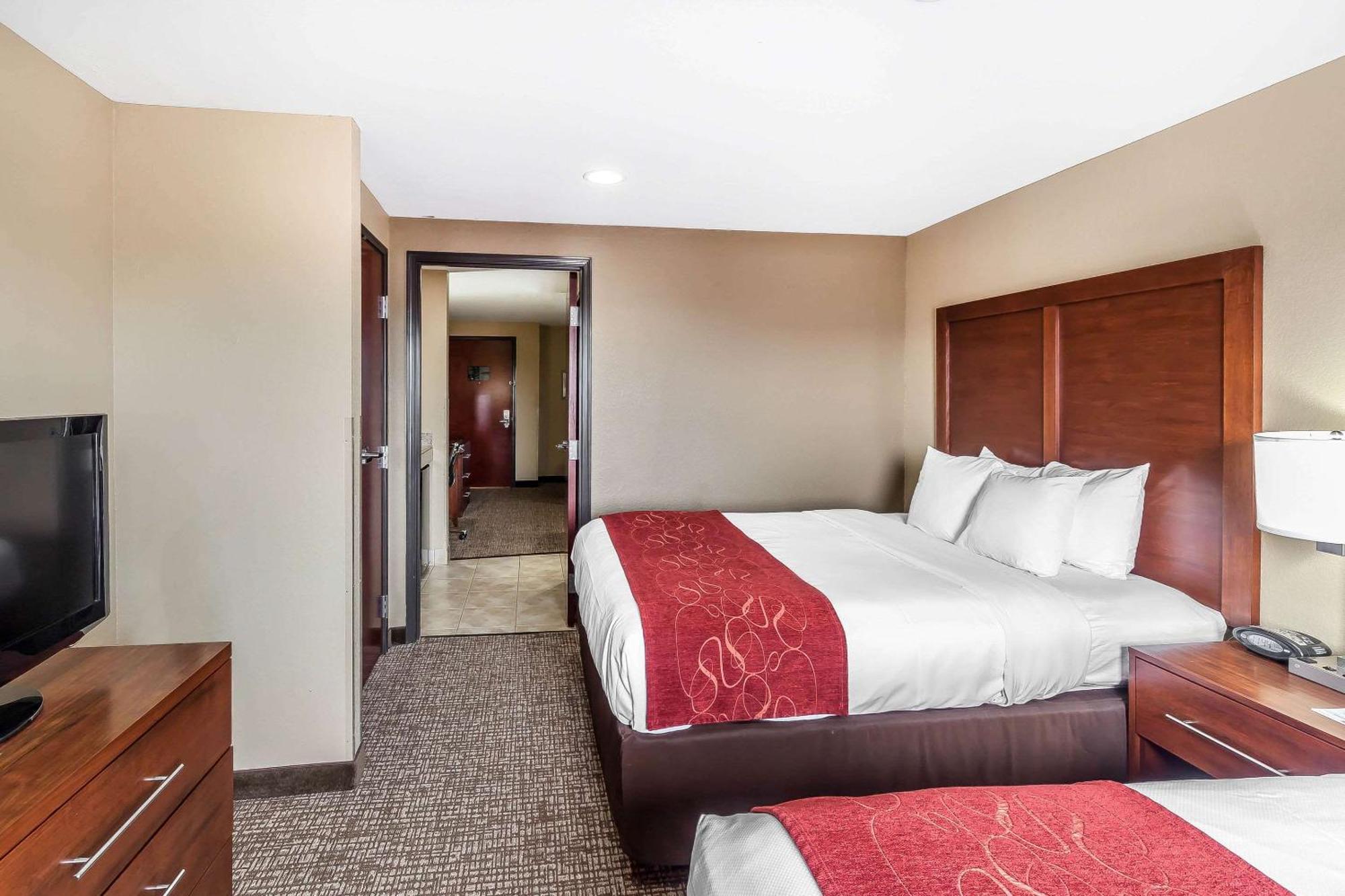 คอมฟอร์ต สวีท ยูคอน - เซาท์เวสต์ โอคลาโฮมาซิตี้ Hotel ภายนอก รูปภาพ